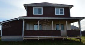 Главный фасад двухэтажного СИП-дома